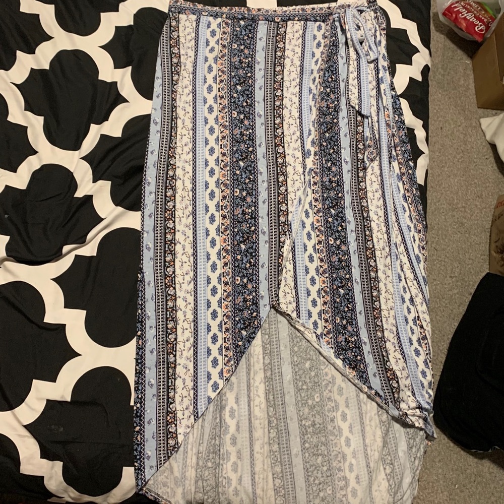 High-Low Tulip Maxi Skirt